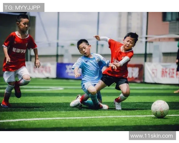 西安足球队逆袭之旅的精彩瞬间与背后故事揭秘 西安足球队逆袭之旅的精彩瞬间与背后故事揭秘