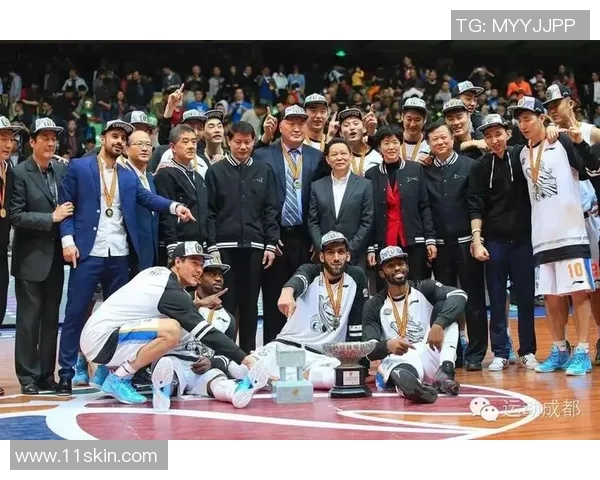 上海篮球队在冠军赛中的默契配合与战术执行分析 上海篮球队在冠军赛中的默契配合与战术执行分析