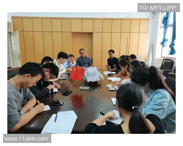 王少杰的奋斗历程与成功秘诀揭秘：从平凡到卓越的成长之路