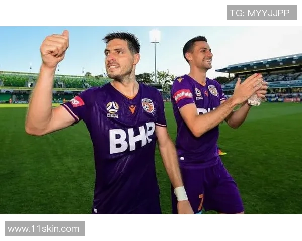 珀斯光荣主迎战客场悉尼球队力争主场胜利展现实力与风采