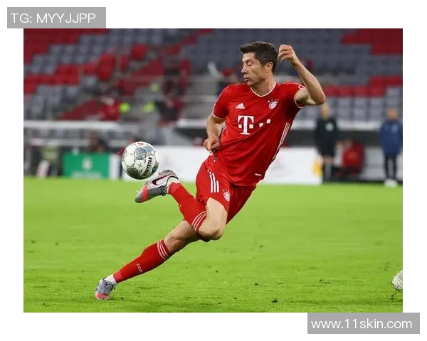 莱万重返老东家引发拜仁球迷愤怒声讨感叹忘恩负义情何以堪