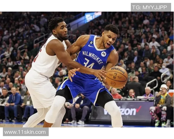 骑士与雄鹿激战精彩回顾2017年12月19日比赛全景分析与亮点总结